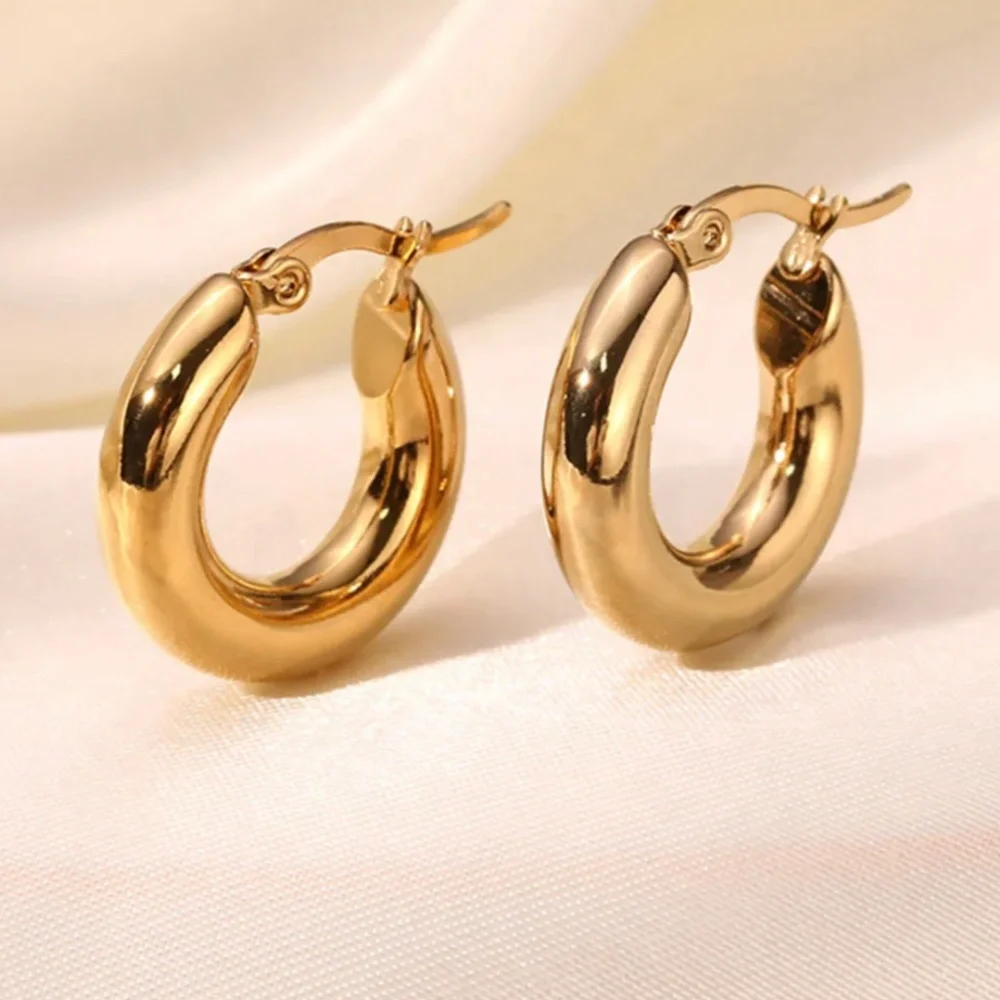 18k gold hoop earrings - Picture 3 of 5